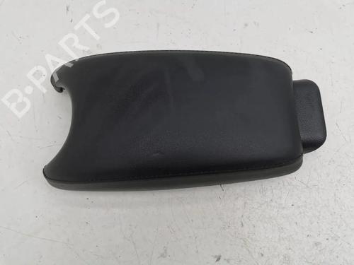 Used Armrest / Center console Armrest / Center console 33256744 33256744