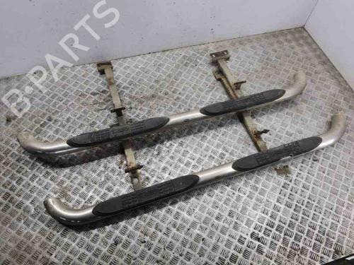 Używane Próg lewy NISSAN X-TRAIL I (T30) 2.2 dCi 4x4 (136 hp) 28880562