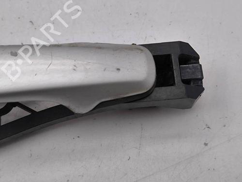 Venstre bak utvendig håndtak VOLVO V70 II (285) D5 | BP28884938C130 