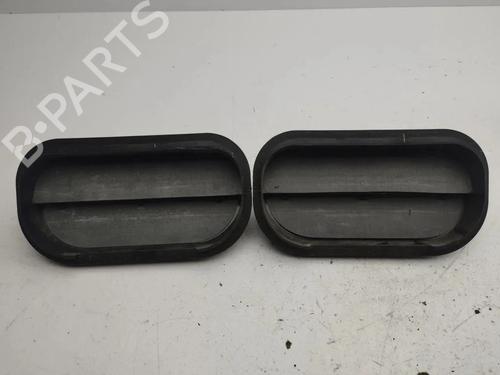 Used Grille Grille 36200982 36200982