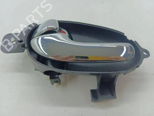 Puxador interior frente esquerdo Puxador interior frente esquerdo 33922528 33922528