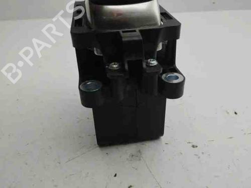 Gear lever PEUGEOT 3008 II SUV (MC_, MR_, MJ_, M4_) 1.6 BlueHDi 120 | BP28863314M90