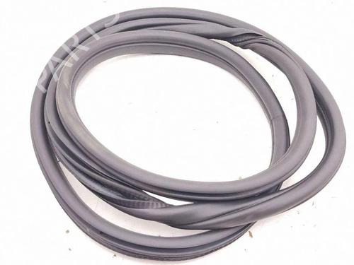 Used Rubber door seal Rubber door seal BMW X2 (U10) iX2 eDrive 20 (204 hp) 39990818 39990818