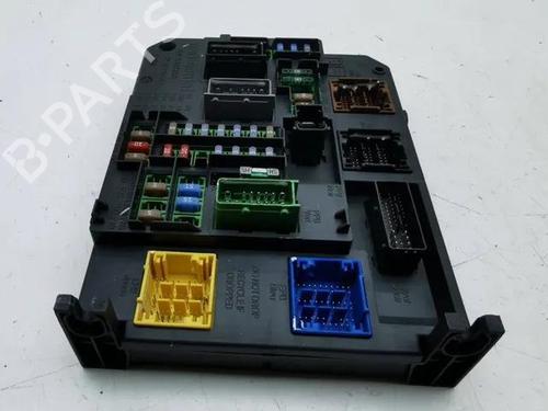 Used Fuse box PEUGEOT 508 I (8D_) 2.0 HDi (140 hp) 28849432