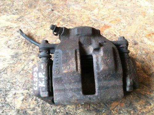 Used Left front brake caliper MERCEDES-BENZ C-CLASS (W203) C 180 Kompressor (203.046) (143 hp) 28868153