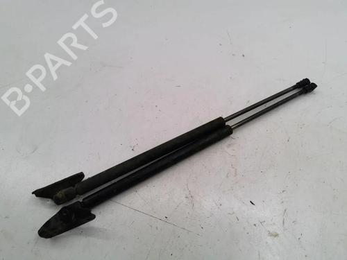 Højre fortil støddæmper Højre fortil støddæmper TOYOTA COROLLA (_E12_) 2.0 D-4D (CDE120R, CDE120L_) (116 hp) 36063231 36063231