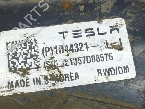 Left front suspension arm TESLA MODEL 3 (5YJ3) EV | BP36104423M12 - Image 3