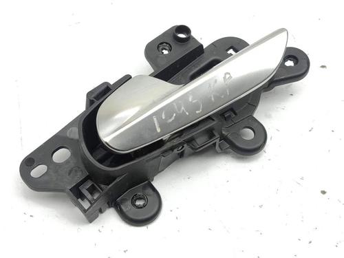 Venstre fortil invendig håndtag Venstre fortil invendig håndtag JEEP AVENGER (J2) Electric (156 hp) 33914836 33914836