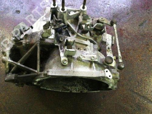 Gearkasse MITSUBISHI LANCER VIII (CY_A, CZ_A) 1.8 DI-D (CY9A) (150 hp) 28867376