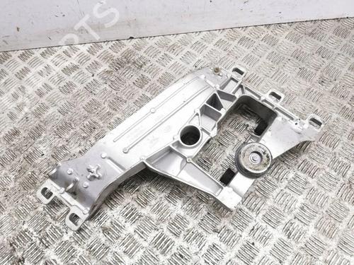 Used Gearbox mount Gearbox mount 32677559 32677559