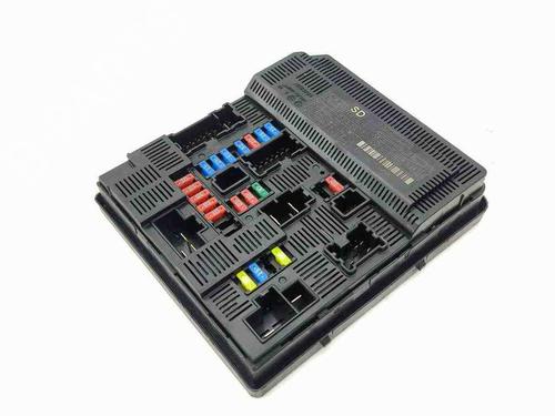Used Fuse box NISSAN NAVARA (D22) 3.0 TD 4x4 (150 hp) 28906897