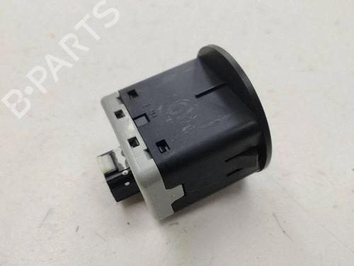 Switch HYUNDAI i30 Coupe 1.6 CRDi | BP38248011I30 - Image 4