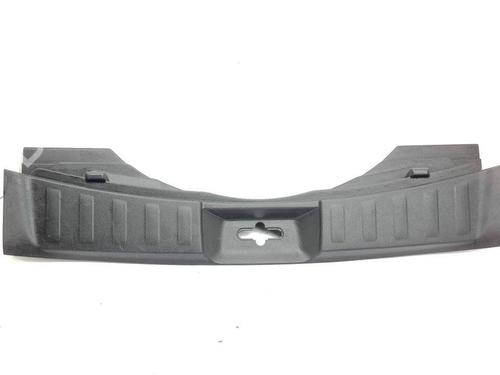 Used Tailgate trim NISSAN X-TRAIL III (T32_, T32R, T32RR) 1.6 dCi ALL MODE 4x4-i (NT32) (130 hp) 28905205