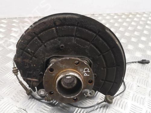 Used Right front steering knuckle ALFA ROMEO GIULIETTA (940_) 1.6 JTDM (940FXD1A) (105 hp) 28889937
