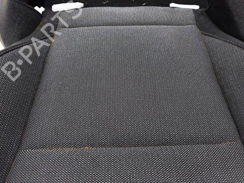 Left front seat RENAULT CAPTUR I (J5_, H5_) 0.9 TCe 90 | BP36198608C15 - Image 9
