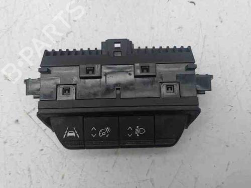 Used Switch RENAULT CLIO V (B7_) 1.3 TCe 130 (B7MF) (131 hp) 28856465