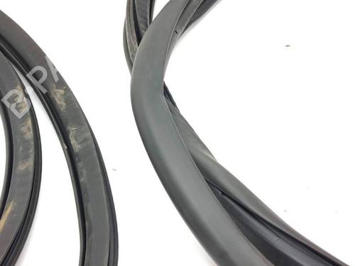 Rubber door seal PEUGEOT 2008 II (UD_, US_, UY_, UJ_, UR_, UC_) 1.2 PureTech 130 (USHNS, URHNS) | BP28879333C142 