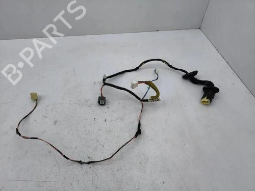 Used Wiring harness Wiring harness 33825121 33825121