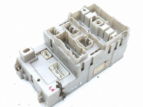 Used Fuse box Fuse box TOYOTA RAV 4 II (_A2_) 2.0 D 4WD (CLA20_, CLA21_, CLA20R, CLA21R) (116 hp) 40194098 40194098