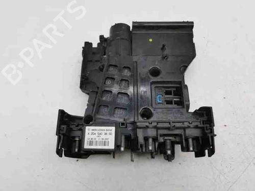 Used Fuse box MERCEDES-BENZ C-CLASS (W204) C 200 CDI (204.007, 204.006) (136 hp) 28845575