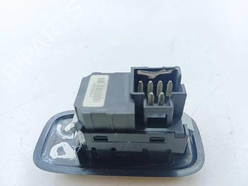 Right rear window switch SAAB 9-7X 4.2 AWD | BP28897913I28 - Image 4