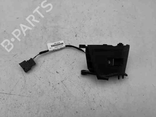 Comutador vidro frente esquerdo AUDI A1 Sportback (8XA, 8XF) 1.0 TFSI (95 hp) 28857443