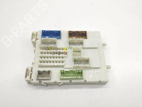 Used Fuse box Fuse box 33636188 33636188