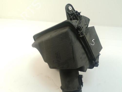 Used Air filter box NISSAN X-TRAIL II (T31) 2.0 dCi 4x4 (150 hp) 28886409