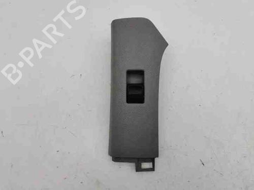 Used Left front window switch TOYOTA YARIS (_P1_) 1.4 D-4D (NLP10_, NLP10R) (75 hp) 28855920