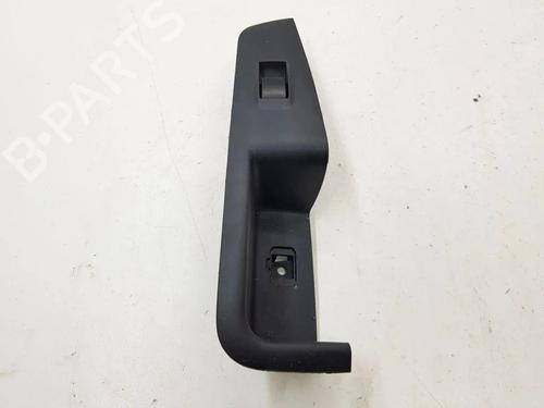 Used Right rear window switch Right rear window switch 33258774 33258774