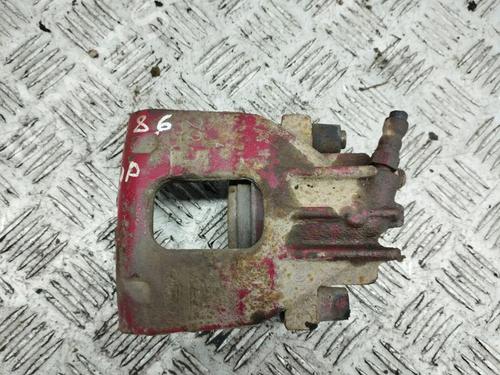 Used Right front brake caliper Right front brake caliper 33253197 33253197