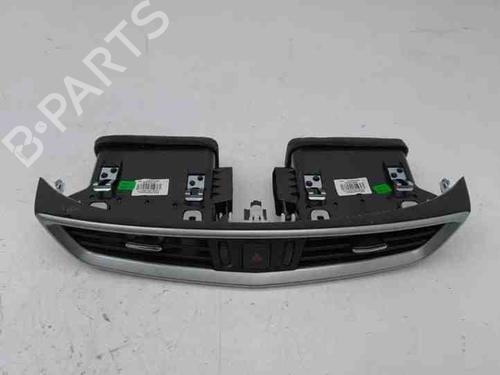 Used Air vent NISSAN QASHQAI II (J11, J11_) 1.5 dCi (110 hp) 28862037