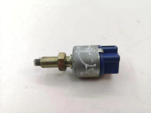 Electronic sensor TOYOTA RAV 4 II (_A2_) 2.0 4WD (ACA21, ACA20) | BP33258245M84 - Image 3