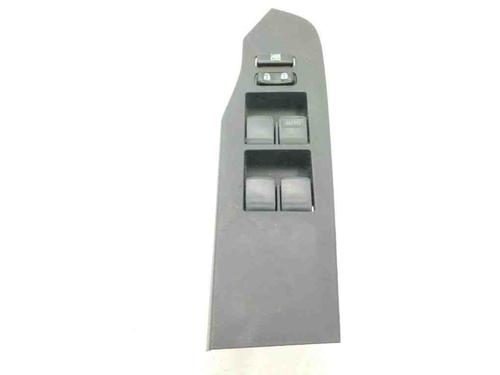 Used Right rear window switch TOYOTA AURIS (_E18_) 1.4 D-4D (NDE180_, NDE180R) (90 hp) 28903318