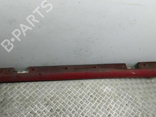 Faldon derecho MERCEDES-BENZ B-CLASS Sports Tourer (W246, W242) B 180 CDI / d (246.212) (109 hp) 28849975