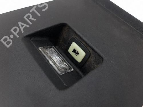 Switch TESLA MODEL S (5YJS) 85D AWD | BP40191151I30 - Image 9