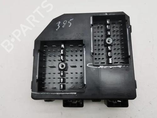 Sikringsdåse OPEL ANTARA A (L07) 2.2 CDTi 4x4 (163 hp) 28846565