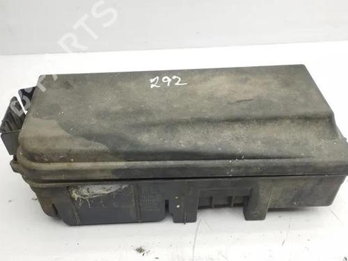 Zekeringkast OPEL VECTRA C GTS (Z02) 1.9 CDTI (F68) (120 hp) 28843985