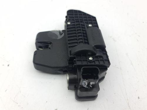 Tailgate lock PEUGEOT 2008 II (UD_, US_, UY_, UJ_, UR_, UC_) 1.2 PureTech 130 (USHNS, URHNS) | BP28879422C101 