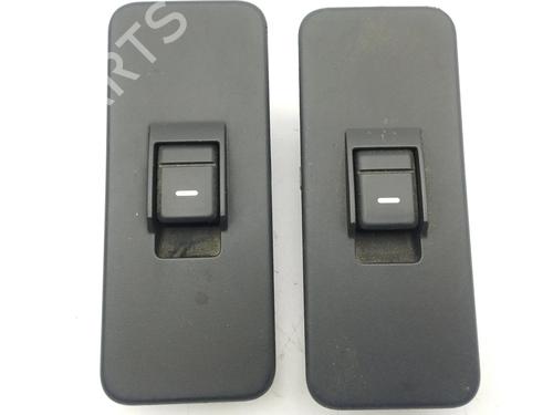 Used Right front window switch LAND ROVER RANGE ROVER SPORT I (L320) 2.7 D 4x4 (190 hp) 28872482