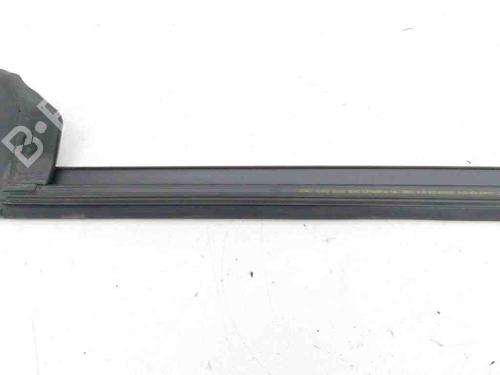 Gummiliste TESLA MODEL 3 (5YJ3) EV | BP28901362C142 