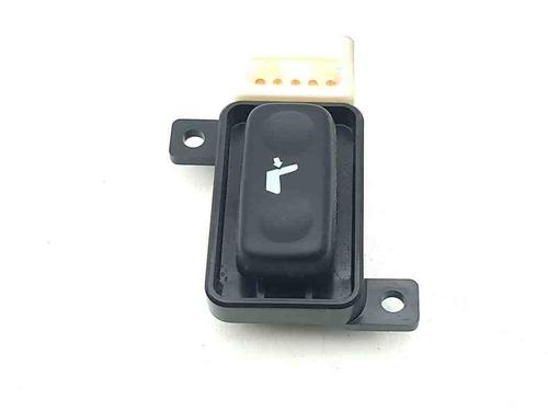 Switch TOYOTA AURIS (_E18_) 1.4 D-4D (NDE180_, NDE180R) | BP28874354I30