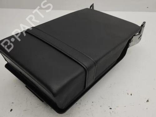 Used Armrest / Center console MERCEDES-BENZ M-CLASS (W164) ML 320 CDI 4-matic (164.122) (224 hp) 28860480
