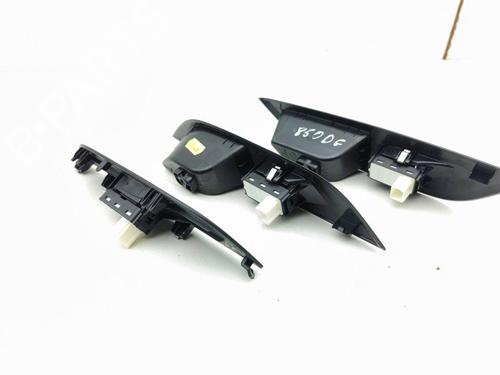 Right front window switch PEUGEOT 2008 II (UD_, US_, UY_, UJ_, UR_, UC_) 1.2 PureTech 130 (USHNS, URHNS) | BP29510149I26 