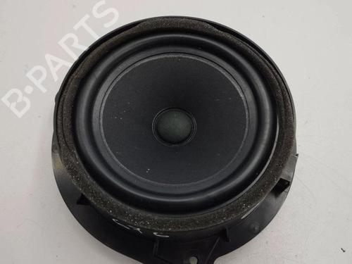 Used Speaker AUDI A3 Sportback (8VA, 8VF) 2.0 TDI (136 hp) 28876710