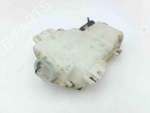 Used Windscreen washer tank MITSUBISHI PAJERO IV (V8_W, V9_W) 3.2 DI-D (V88W, V98W) (160 hp) 28881431