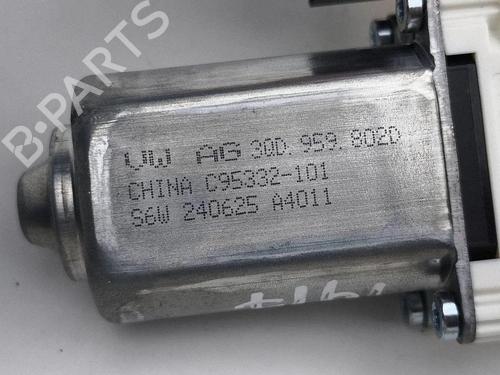 Left front window motor AUDI A5 (F53, F5P) 2.0 TDI | BP37220963E21 - Image 6