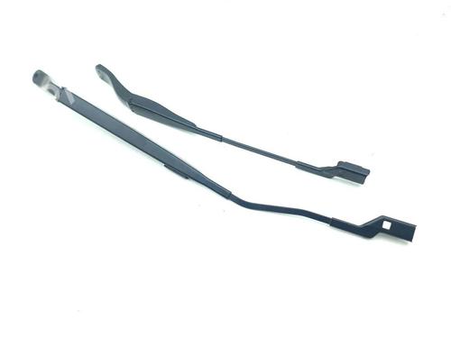 Used Rear windshield wiper arm Rear windshield wiper arm 36198740 36198740