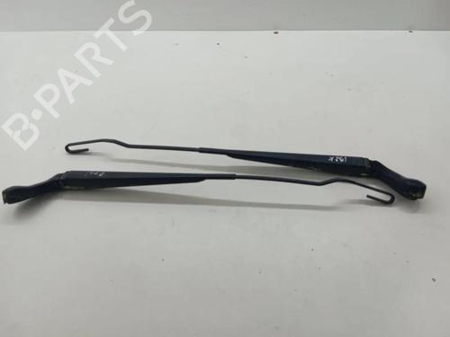 Braço escova traseiro Braço escova traseiro 36213492 36213492