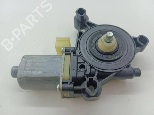 Left front window motor SEAT ATECA (KH7, KHP) 1.5 TSI | BP28897573E21 - Image 2